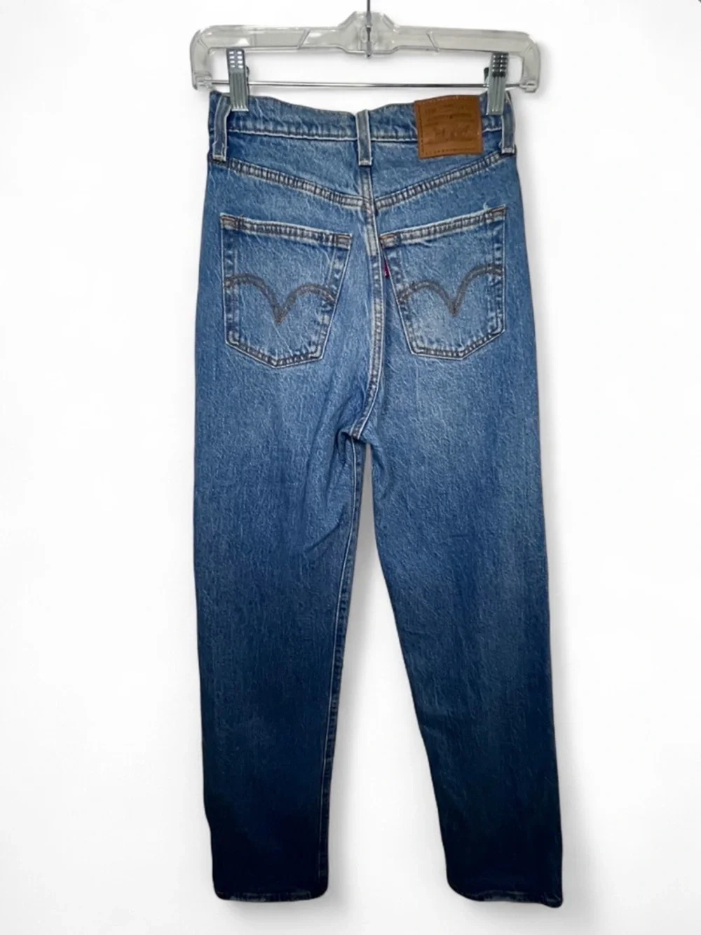 Levis features levi’s